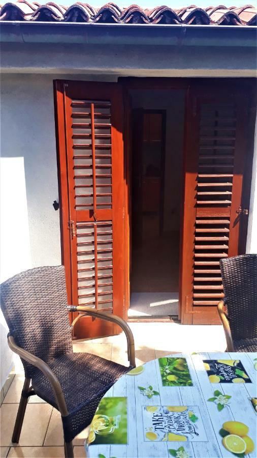 Apartments Nadia Sokolic Nerezine Dış mekan fotoğraf